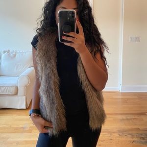 Fur vest